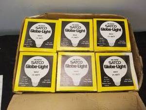lot 226 image: Box of 6 Satco Globe-light bulbs -