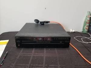 lot 238 image: Denon - PCM Audio Technology  CD Auto Changer - DCM-270
