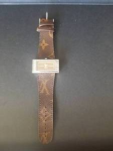 lot 250 image: Louis Vuitton watch - Paris No2307A