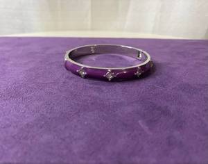 lot 18 image: PREMIER DESIGNS BRACELET IN STYLE, DESIGN, AND COLOR(S) SHOWN.