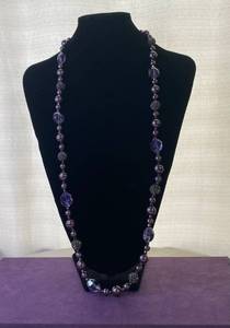 lot 53 image: PREMIER DESIGNS NECKLACE IN STYLE, DESIGN, AND COLOR(S) SHOWN.