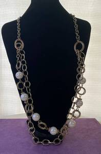 lot 56 image: PREMIER DESIGNS NECKLACE IN STYLE, DESIGN, AND COLOR(S) SHOWN.
