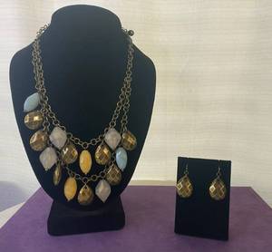 lot 92 image: PREMIER DESIGNS SET OF (1) NECKLACE, (1) PAIR OF EARRINGS IN STYLE, DESIGN, AND COLOR(S) SHOWN. (SOLD 2 X THE MONEY)