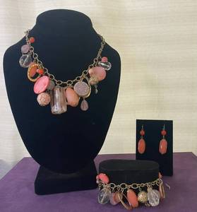 lot 105 image: PREMIER DESIGNS SET OF (1) NECKLACE, (1) PAIR OF EARRINGS, AND (1) BRACELET IN STYLE, DESIGN, AND COLOR(S) SHOWN. (SOLD 3 X THE MONEY)