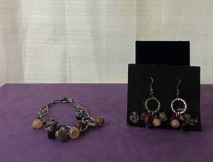 lot 123 image: PREMIER DESIGNS SET OF (1) BRACELET, (1) PAIR OF EARRINGS IN STYLE, DESIGN, AND COLOR(S) SHOWN. (SOLD 2 X THE MONEY)