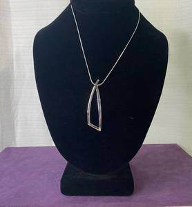 lot 128 image: PREMIER DESIGNS NECKLACE IN STYLE, DESIGN, AND COLOR(S) SHOWN.