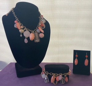 lot 69 image: PREMIER DESIGNS SET OF (1) NECKLACE, (1) PAIR OF EARRINGS, AND (1) BRACELET IN STYLE, DESIGN, AND COLOR(S) SHOWN. (SOLD 3 X THE MONEY)