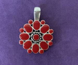 lot 120 image: PREMIER DESIGNS TWO-SIDED PENDANT IN STYLE, DESIGN, AND COLOR(S) SHOWN.