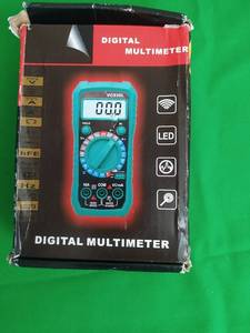 lot 45 image: DIGITAL MUTI METER TESTED WORKS