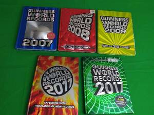 lot 63 image: GUINNESS WORLD RECORD BOOKS