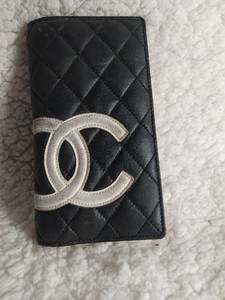 lot 8 image: CHANNEL WALLET