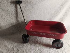 lot 11 image: MY LITTLE RED WAGON