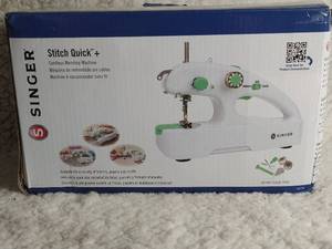 lot 12 image: SINGER QUICK STITCH PORTABLE SEWING MACHINE