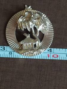 lot 135 image: Silver pendant, steamed 925