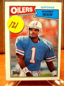 lot 121 image: Warren Moon 1987 Topps #307 - Great Condition, Houston Oilers - Hall of Famer