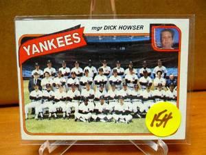 lot 154 image: VINATGE UNMARKED New York Yankees 1980 Topps #424 Team Checklist Card