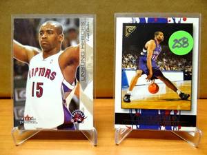 lot 258 image: VINCE CARTER UNSUNG HEROES #207 & TOPPS GALLERY #15
