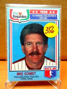 lot 356 image: MIKE SCHMIDT - 1988 Chef Boyardee 1st Annual Collectors Edition Card