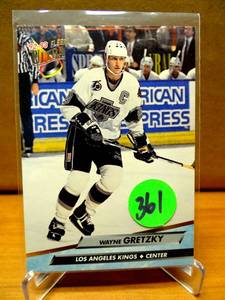 lot 361 image: 1992-93 Fleer Ultra WAYNE GRETZKY #83 Los Angeles KINGS $$