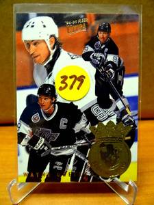 lot 379 image: WAYNE GRETZKY 1994-95 Fleer Ultra Hockey Insert Card #4 of 7 Scoring King