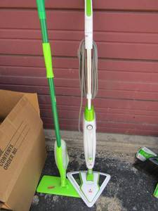 lot 101 image: Libman wet mop and Power Force Bissel Vacume