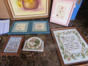lot 127 image: Sunflower art by Nettie Blanton 25x20, key holder 6x7 and God grant me art 16x12