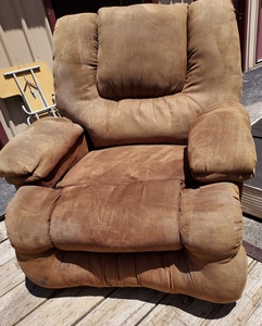lot 109 image: Brown Rocking Recliner used  but in good condition