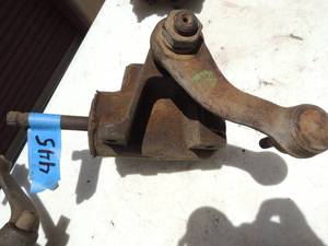 lot 445 image: rfdizr3550aa steering knuckle
