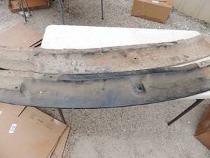 lot 335 image: 1949 Pontiac FRONT LOWER VALANCE  NOS
