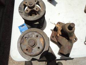 lot 435 image: 3007-1 water pump qty3 1935 chevy
