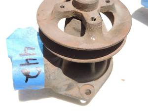 lot 442 image: 1935 chevy water pump