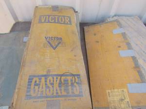 lot 359 image: 15 plus new gasket sets by Maises, victor and GM