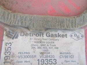 lot 360 image: 20 new Detroit gaskets by rocker cove, chevy. Gm truck and gm