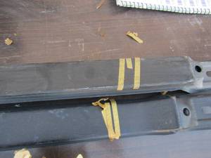 lot 371 image: 2 black side railings for truck, D3015-384772 - ig# 514504