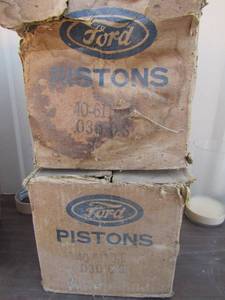 lot 400 image: 2 boxes of ford pistons 4 per box Part # 40-61104-4061160-e