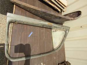 lot 407 image: front window for ford mercury and side panel