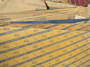 lot 405 image: 20 or more gasket sets by ford- McCord