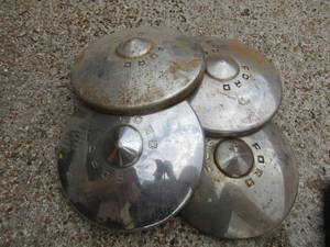 lot 409 image: set of 4 vintage ford hubcaps