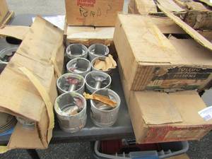 lot 501 image: sterling 49px8 triplex pistons 912 qty8