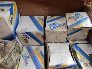lot 602 image: napa 1348,1064,1784, oil filters qty 16