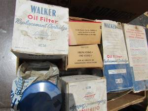 lot 610 image: walker rc-34, purolator r15, oil filters