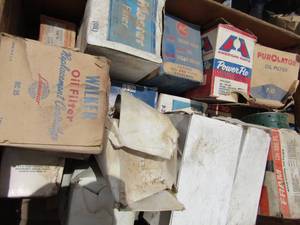 lot 613 image: walker rc35, purotator p49, master p2 oil filters