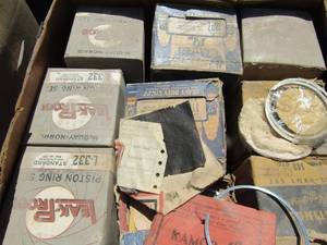 lot 627 image: norris piston rings
