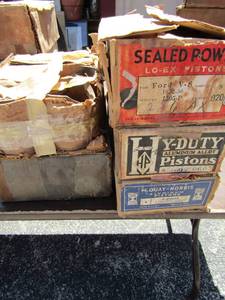 lot 631 image: thompson piston 12-6c1047, ford .030 sealed power pistons. 25 per box