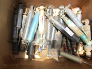 lot 660 image: used shocks qty 30