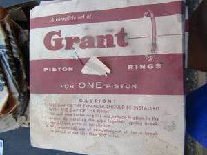 lot 688 image: grant piston rings complete set, arrow head 3 18 size
