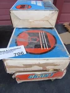 lot 706 image: qty3 grant pistons b-6149  2001-6149A