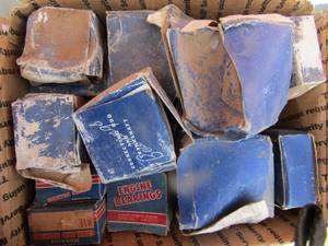 lot 744 image: moraire bearing assortment