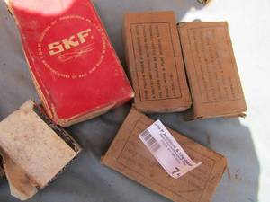 lot 743 image: Dayton pillow block qty 2 5303   skf bearings