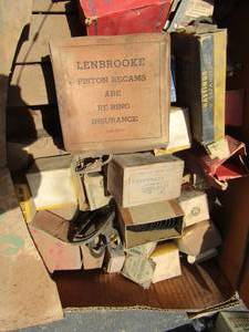 lot 759 image: box of piston exspasnders - hasting brand- theston and more